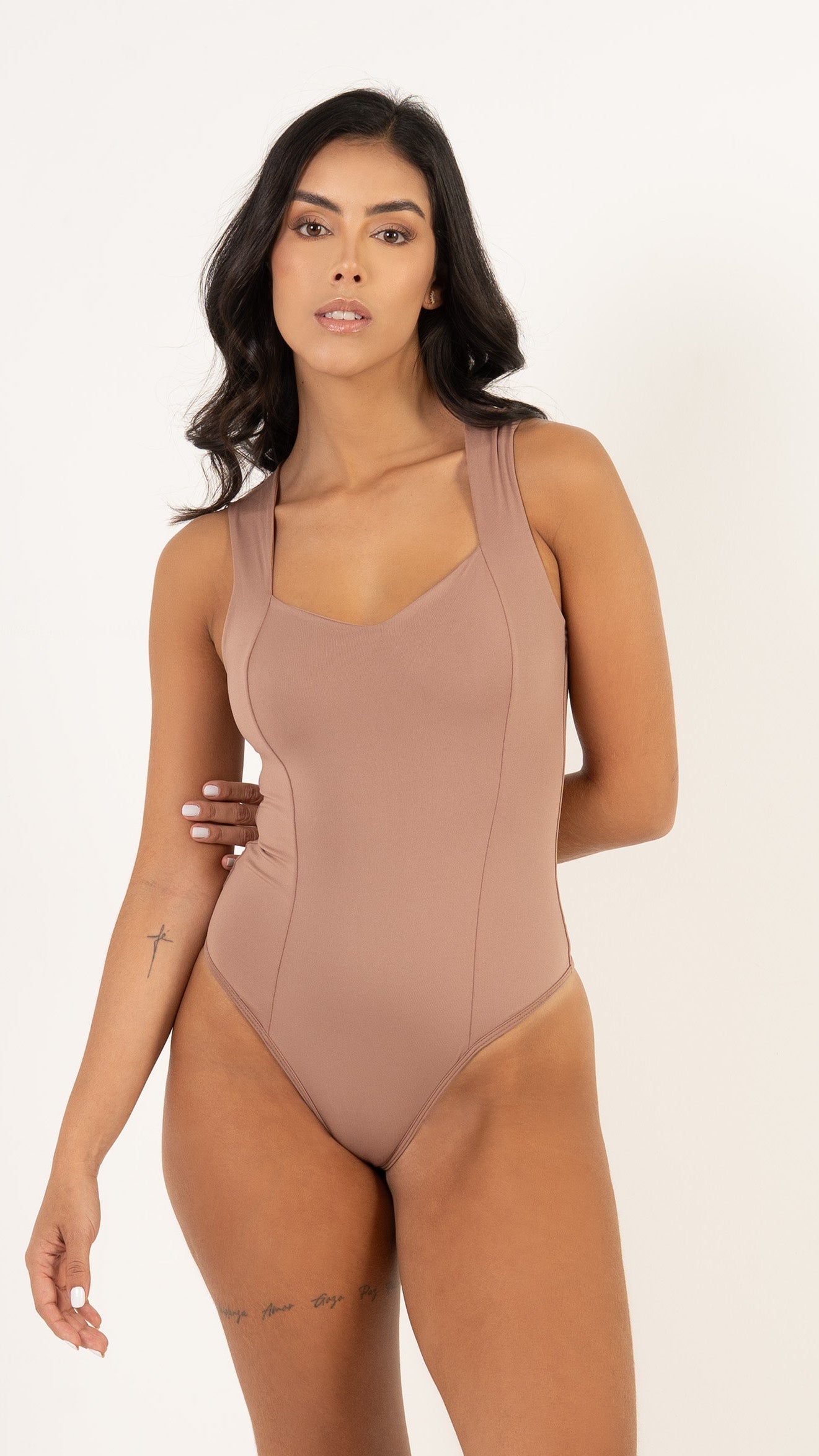 Body Amalia color latte